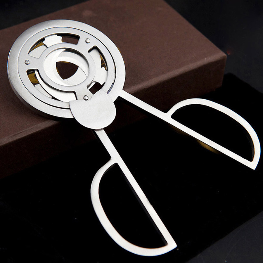 ステンレス鋼の葉巻カッター,3つの鋭い刃,切断アクセサリー, - Cigar Cutter Set のレビューと価格