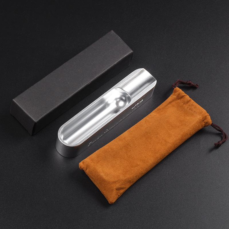 ポータブル3-in-1シガー灰皿セット、内蔵パンチとホルダー - Cigar Cutter Set のレビューと価格