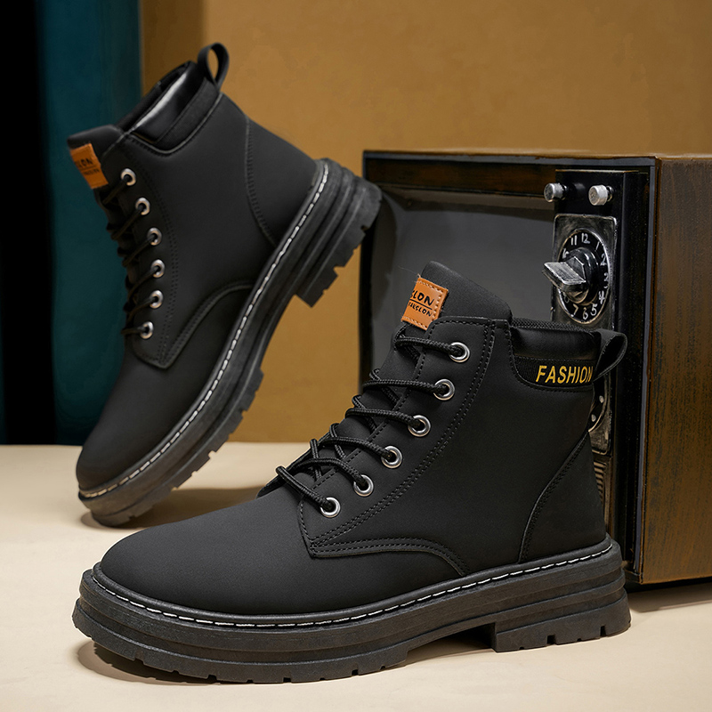 2025年 メンズ ニュークラシック ミッドカットブーツ - - Mens Accessories Style のレビューと価格