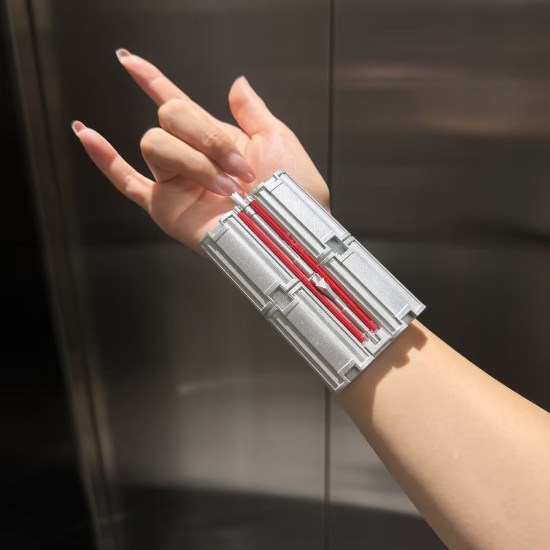 スパイダーマン ブランドニュー・デイ トム・ホランド ウェブ - Men Accessories Brands のレビューと価格